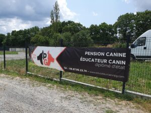 PG éducateur canin pension canine herbignac bâche publicitaire